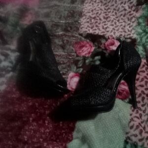 Elegant Black Women's Heels Size 7